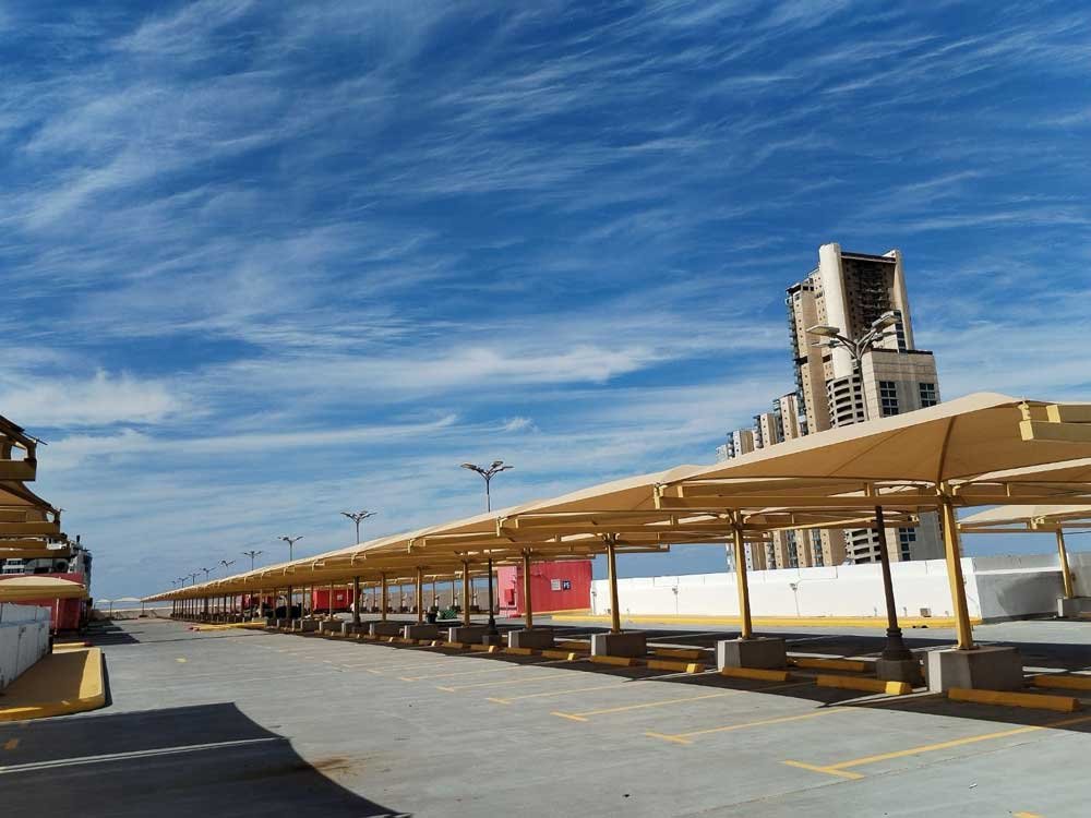 عوازل أسطح دهانات - هناجر - مظلات وسواتر في الأحساء | عزل مائي وحراري الهفوف